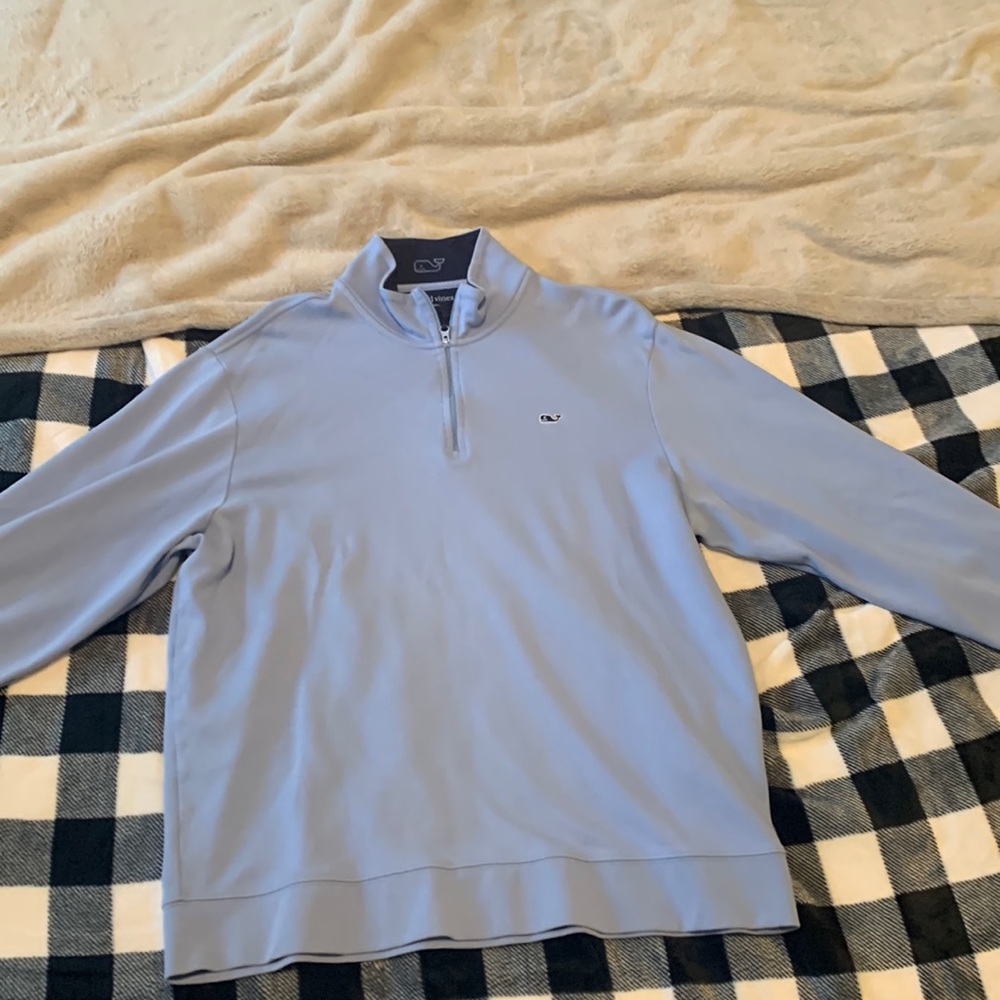 Light Blue - Large-vineyard vines quarter zip. Light material.
